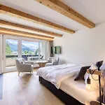 Charming Facing Piz Rosatsch アパート *
